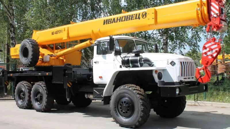 Автокран 25 тонн Ивановец КС-45717-1Р