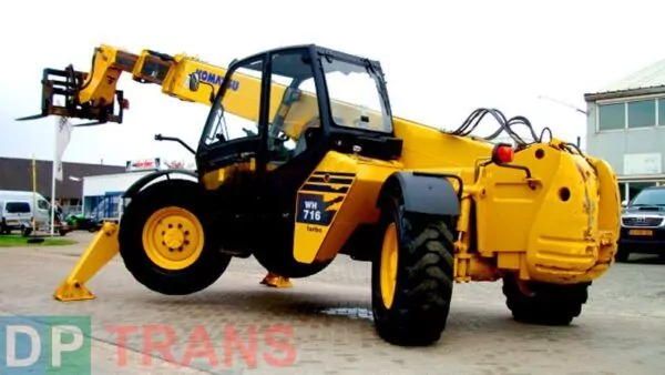 Погрузчик телескопический KOMATSU WH716