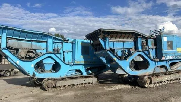 Мобільна щокова дробарка Terex Pegson XR400R