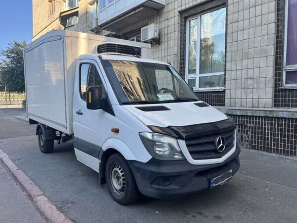 Оренда рефрижератора 1,5 тонн Mercedes-Benz Sprinter
