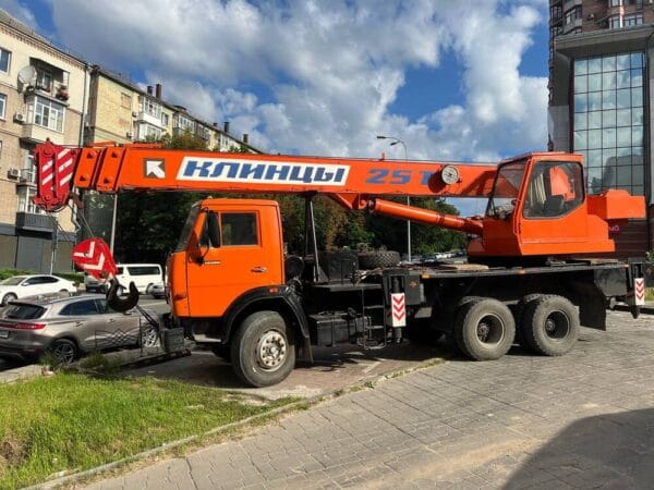 Автокран Клинци 25 тонн
