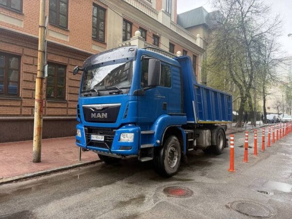 Аренда самосвала MAN 18.440